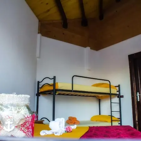 Bed & Breakfast Millennium Beach Bungalow *