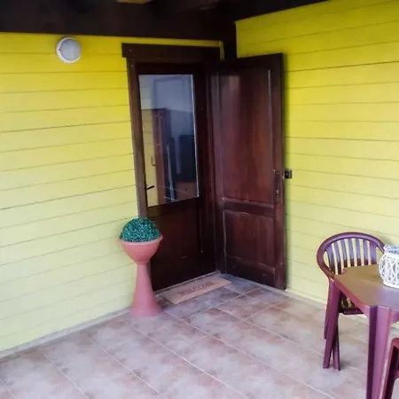 Millennium Beach Bungalow Bed & Breakfast