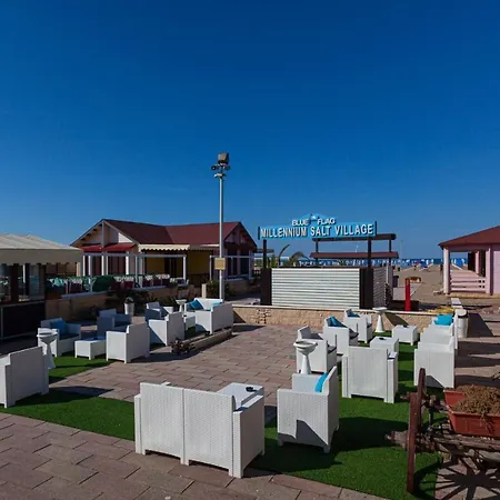 Millennium Beach Bungalow * مارغريتا دي سافويا